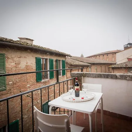 Astonish Cathedral View Apartment Siena Exterior photo